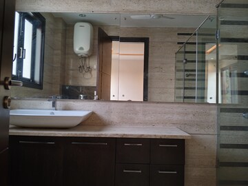 Attached Bathroom in 4 BHK Apartment at Panchsheel Park – for Rent