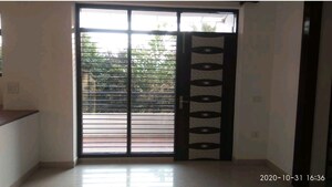 Room in 3 BHK Builder Floor at Ashiana Silver Crest, Sector 48 – for Rent