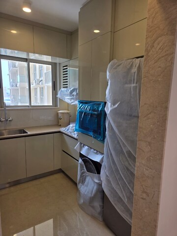 Team Area in 1 BHK Apartment at Hiranandani Highland, Powai – for Rent