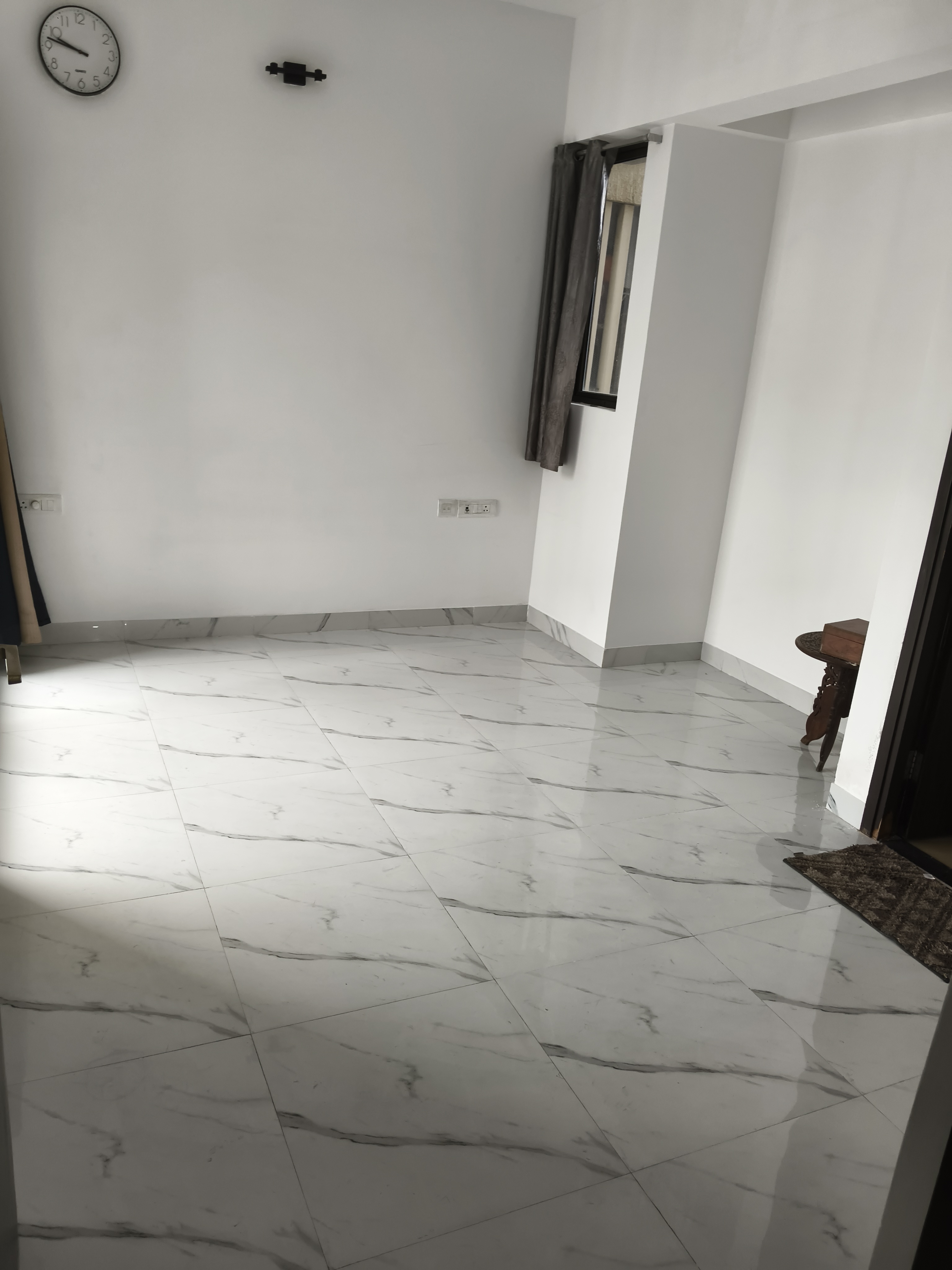 2 BHK Apartment For Rent in Raymond Ten X Habitat