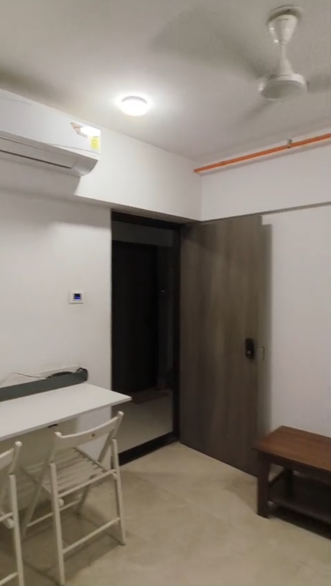1 BHK Apartment For Rent in Andheri CHS