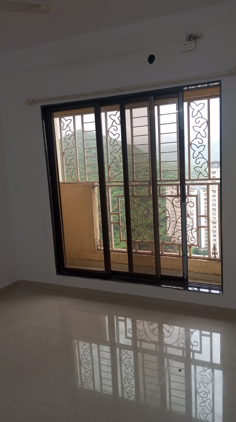 Room, cosmos-jewels 3 Bedroom 960 Sq.Ft. Apartment In Ghodbunder Road Thane 9238410