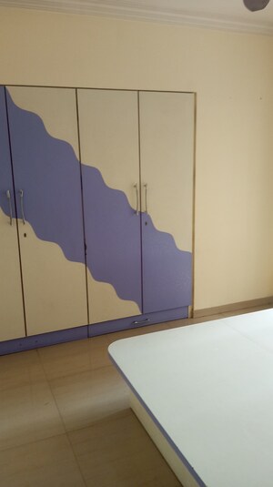 Furnished Amenities in 3 BHK Apartment at Cosmos Jewels, Ghodbunder Road – for Rent