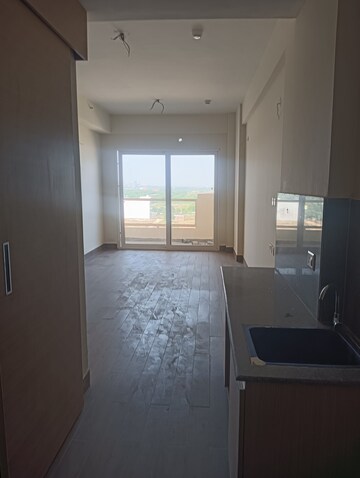 1 RK Apartment For Rent in Gaur Yamuna City, Gaur Yamuna City