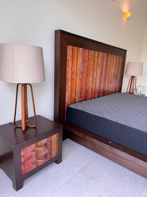 Bedroom in 3 BHK Apartment at Defence Colony – for Rent