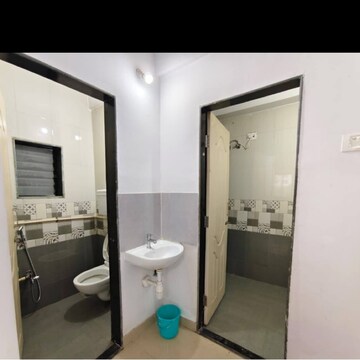 Bathroom in 1 BHK Apartment at Ankur CHS Goregaon , Best Nagar – for Rent