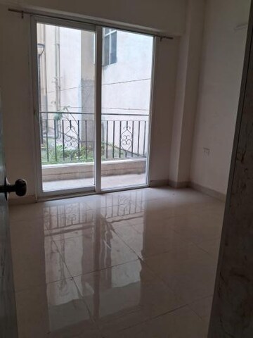 Furnished Amenities in 3 BHK Apartment at Signature Global Park 4 and 5, Sohna Sector 36 – for Rent