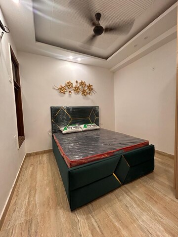 Bedroom in 2 BHK Apartment at Palm Residency Chhatarpur, Chattarpur – for Rent