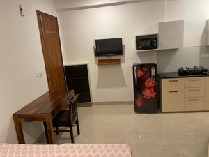 Furnished Amenities in 1 RK Builder Floor at Sushant Lok ii – for Rent