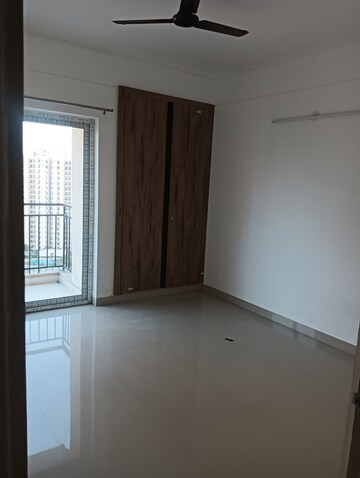 2 BHK Apartment For Rent in ATS Allure, Sector 22d Yamuna Expressway