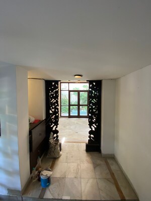 Bedroom in 5 BHK Villa at Unitech South City 1, South City 1 – for Rent