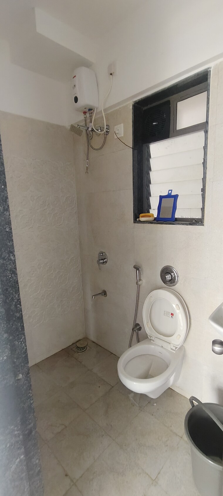 Bathroom, uk-iridium 1 Bedroom 381 Sq.Ft. Apartment In Kandivali East Mumbai 9238498