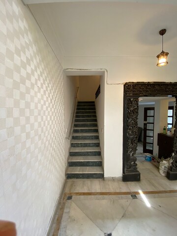 Bathroom in 5 BHK Villa at Unitech South City 1, South City 1 – for Rent