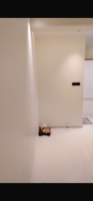 Room in 1 BHK Apartment at UK Iridium, Kandivali East – for Rent