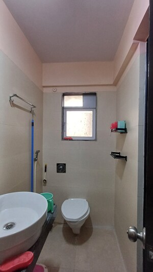 2 BHK Apartment For Rent in Swaraj Accolade Chs, Louis Wadi
