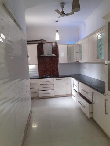 Kitchen in 3 BHK Builder Floor at Sushant Lok ii – for Rent