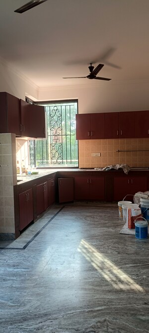 Kitchen in 3 BHK Villa at Sector 40 – for Rent