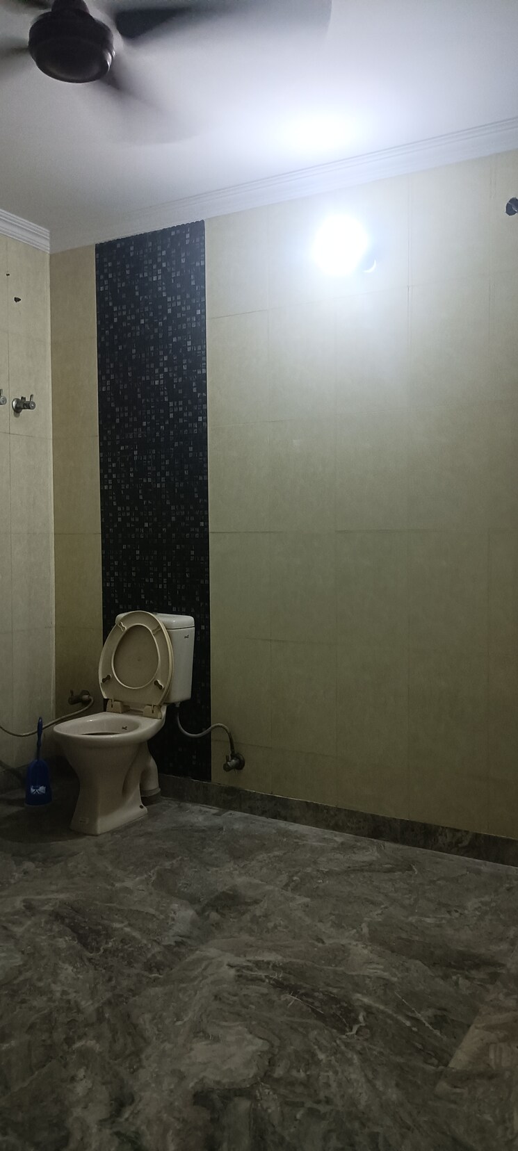 Bathroom, sector 40 3 Bedroom 350 Sq.Mt. Villa In Sector 40 Noida 9238559