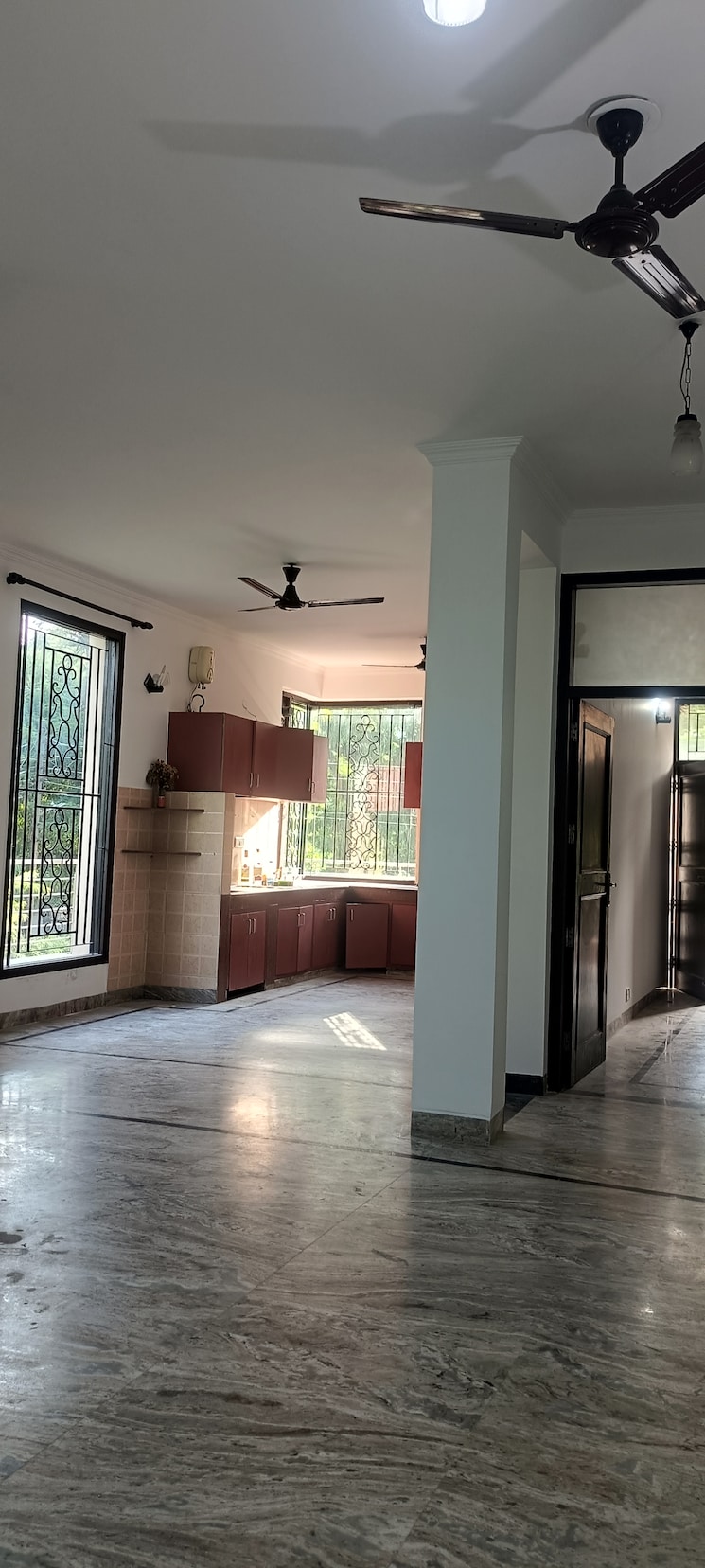 undefined, sector 40 3 Bedroom 350 Sq.Mt. Villa In Sector 40 Noida 9238559