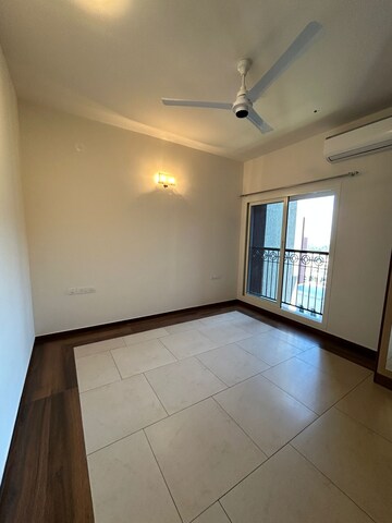 Room in 3 BHK Apartment at Sobha Windsor, Whitefield – for Rent