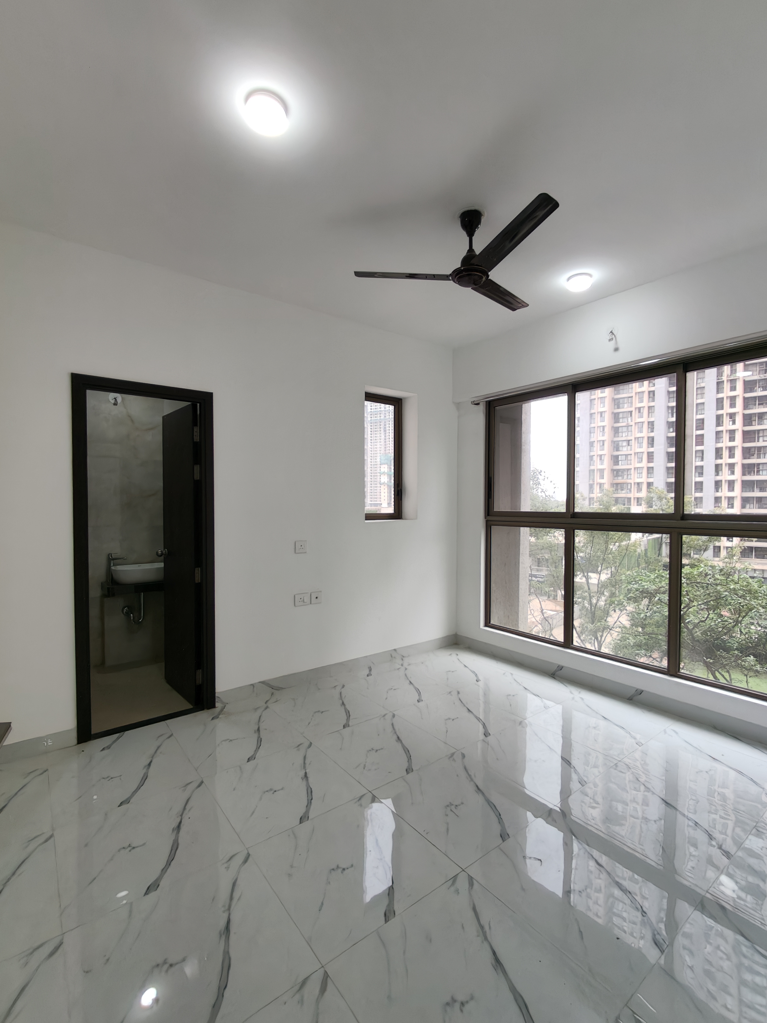 1 BHK + Pooja Room,Extra Room Apartment For Sale in Raymond Ten X Habitat