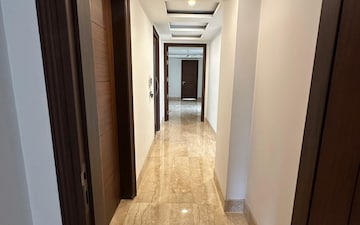Shop For Rent in Lajpat Nagar 4