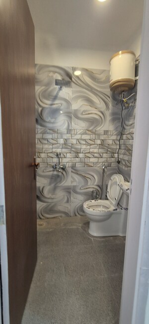 Attached Bathroom in 2 BHK Builder Floor at Chattarpur – for Rent