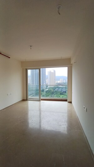 Room in 2 BHK Apartment at Indiabulls One Indiabulls, Pokhran Road No Two – for Sale