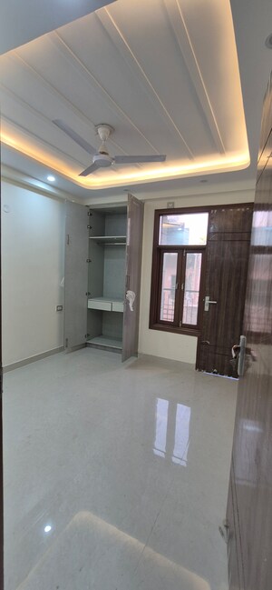 Kitchen in 3 BHK Builder Floor at Chattarpur – for Rent