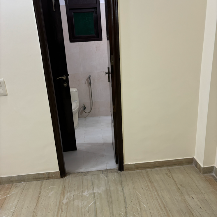 Room, shatabdi-vihar 3 Bedroom 2000 Sq.Ft. Builder Floor In Sector 52 Noida 9238656