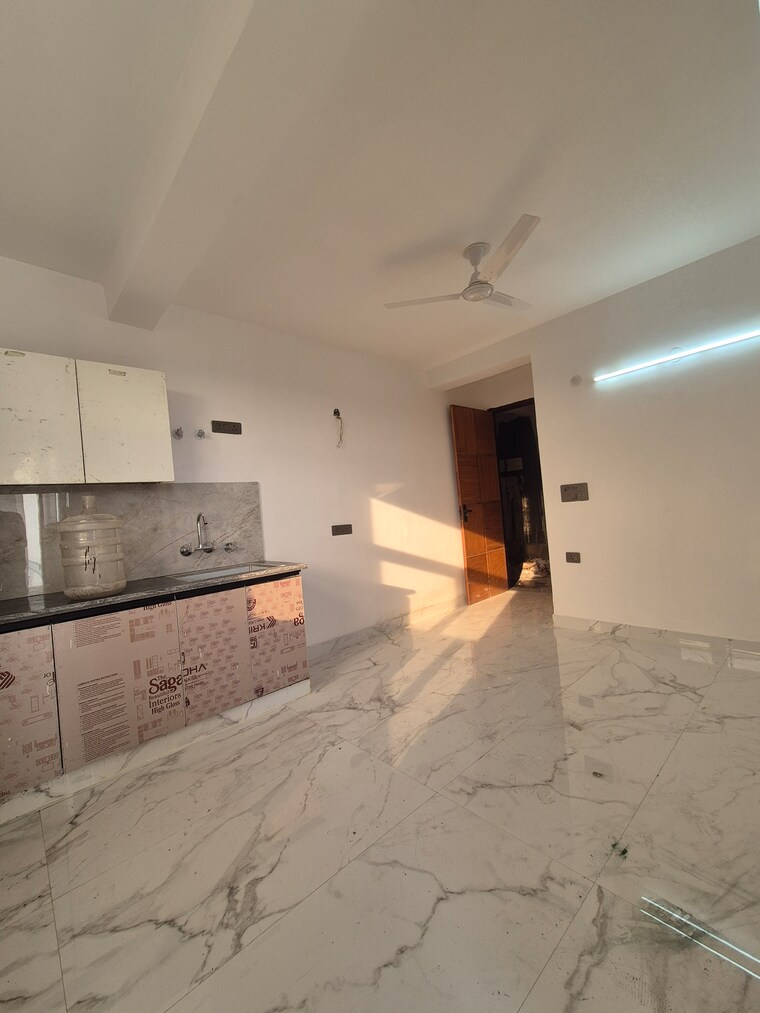Kitchen, chattarpur 1 Bedroom 500 Sq.Ft. Builder Floor In Chattarpur Delhi 9238652