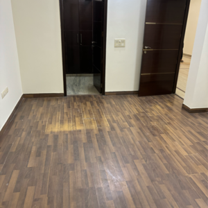 Room in 3 BHK Builder Floor at Shatabdi Vihar, Sector 52 – for Rent