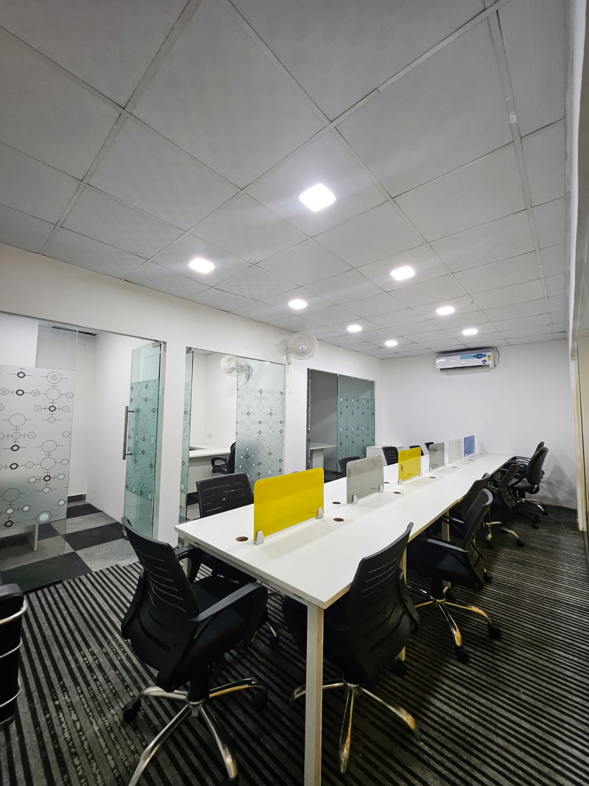 Office Space For Rent in H-Block Sector -63