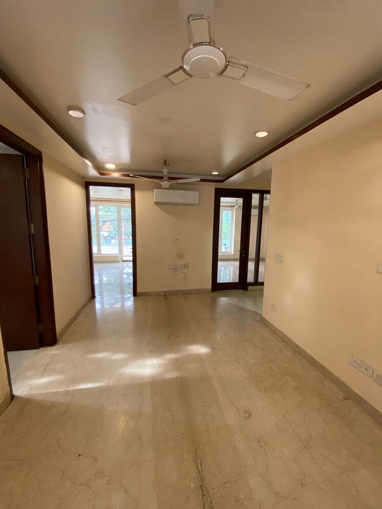 Room, ansal-sushant-lok-i 4 Bedroom 300 Sq.Yd. Builder Floor In Sector 43 Gurgaon 9238680