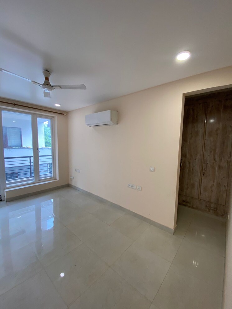 Room, ansal-sushant-lok-i 4 Bedroom 300 Sq.Yd. Builder Floor In Sector 43 Gurgaon 9238680