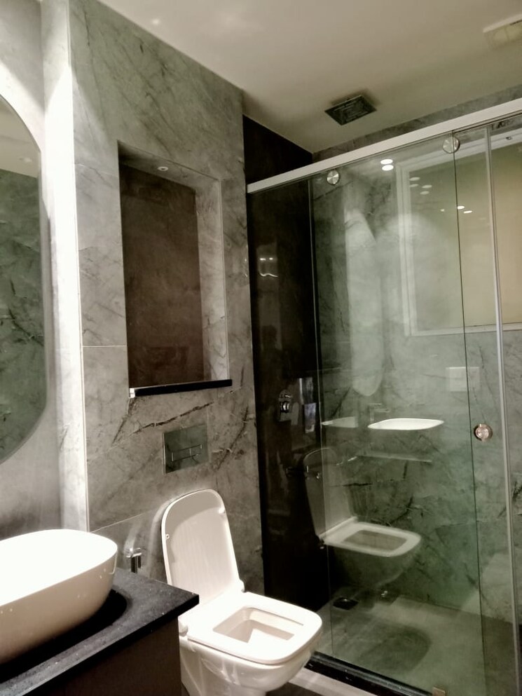 Bathroom, sushant-lok-2 3 Bedroom 300 Sq.Yd. Builder Floor In Sector 57 Gurgaon 9238683