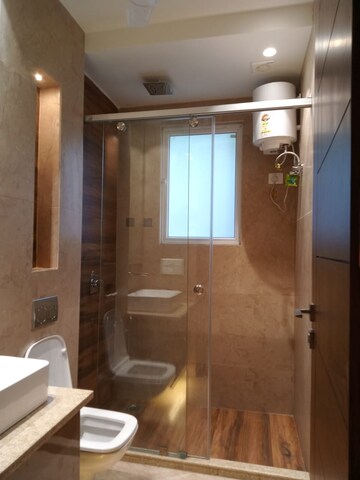Bathroom in 3 BHK Builder Floor at Ansal Sushant Lok I, Sector 43 – for Rent