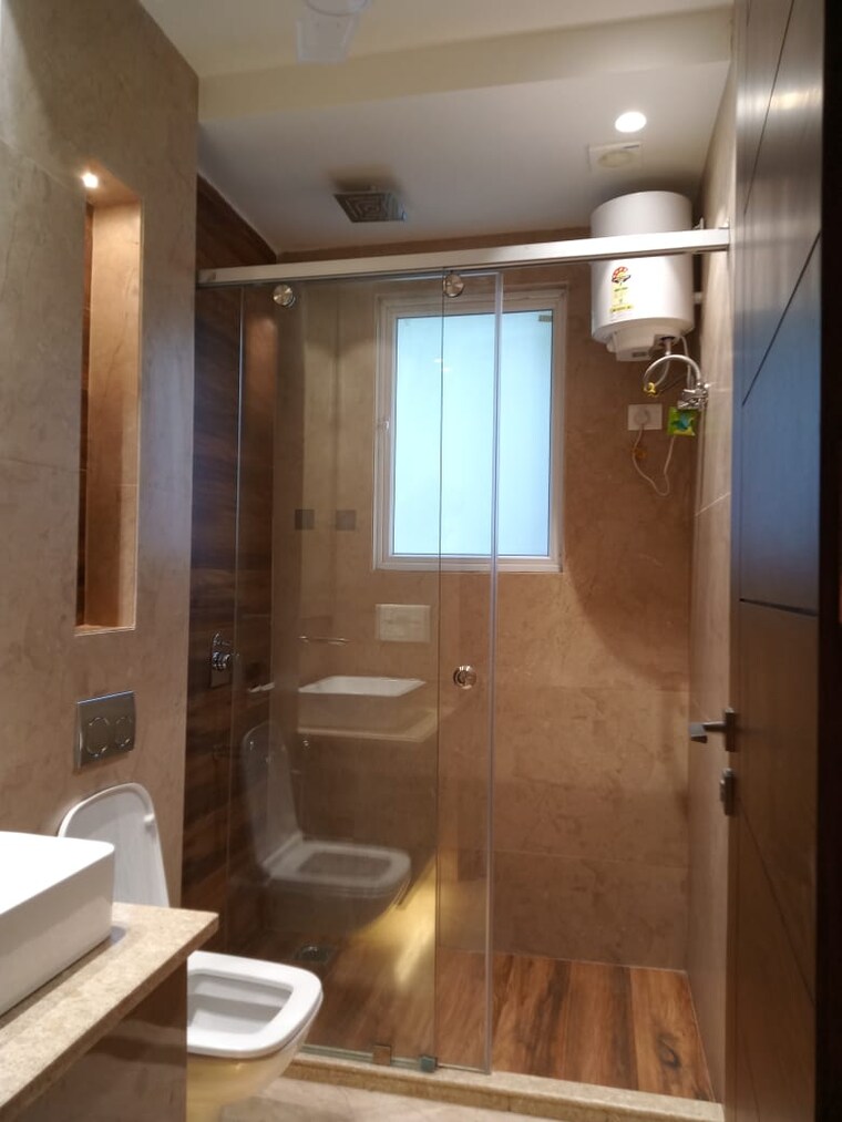 Bathroom, ansal-sushant-lok-i 3 Bedroom 215 Sq.Yd. Builder Floor In Sector 43 Gurgaon 9238686