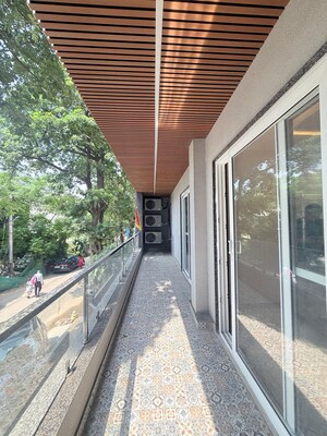 Balcony in 4 BHK Builder Floor at RWA Apartments Sector 45, Sector 45 – for Rent