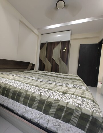 Bedroom in 3 BHK Apartment at Cbd Belapur Sector 30 – for Rent