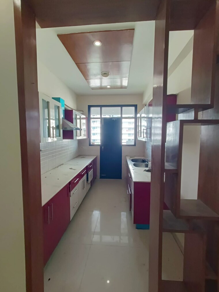 Kitchen, vip road 3 Bedroom 1500 Sq.Ft. Apartment In Vip Road Zirakpur 9238711