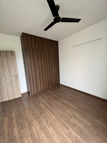 Room in 3 BHK Apartment at Godrej Meridien, Sector 106 – for Rent
