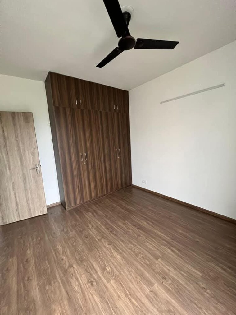 Room, godrej-meridien 3 Bedroom 1855 Sq.Ft. Apartment In Sector 106 Gurgaon 9238723