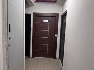 Room in 3 BHK Apartment at Signature Global Golf Greens, Sector 79 – for Rent