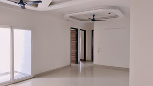 3 BHK Apartment For Rent in Samridhi Luxuriya Avenue, Sector 150
