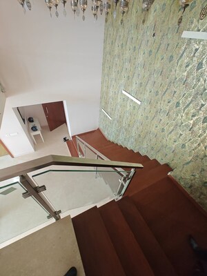 Furnished Amenities in 4 BHK Apartment at Pramuk MM Meridian, Jayanagar – for Sale