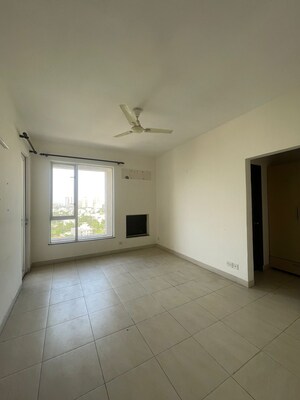 Room in 3 BHK Apartment at The Legend One, Sector 57 – for Rent