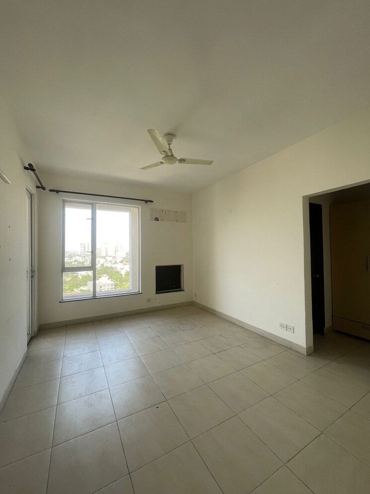 Room, the-legend-one 3 Bedroom 2200 Sq.Ft. Apartment In Sector 57 Gurgaon 9238761