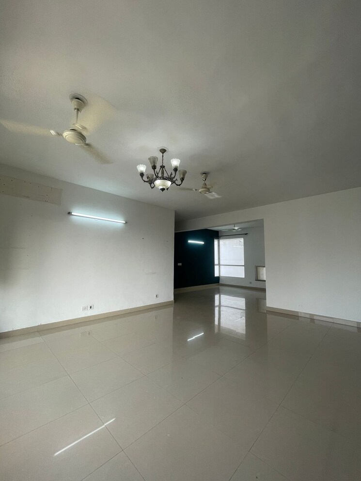 Room, the-legend-one 3 Bedroom 2200 Sq.Ft. Apartment In Sector 57 Gurgaon 9238761