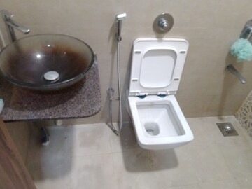 Attached Bathroom in 2 BHK Apartment at Platinum 53 West, Andheri West – for Rent